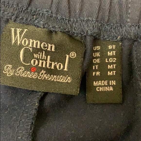 Women with Control Tall Leggings - Picture 4 of 6